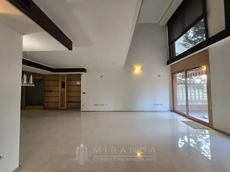 Venta Piso Lujoso Granollers Duplex 204m2 Piscina