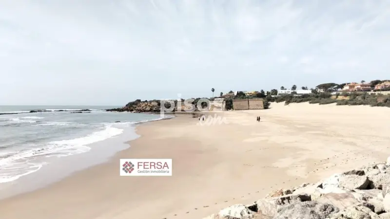 Piso en Venta Puerto Sherry: Vistas al Mar, 3 Dormitorios, 2 Baños