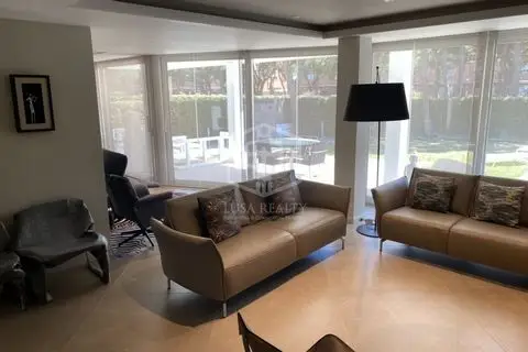 Casa Moderna de Lujo en Gava Mar 4 Suites Piscina Jardin