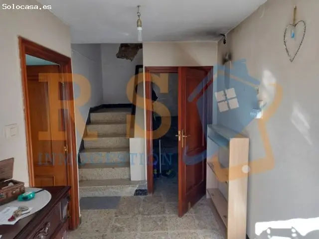 Casa de Pueblo de Piedra Rehabilitada Cerca de A Coruna