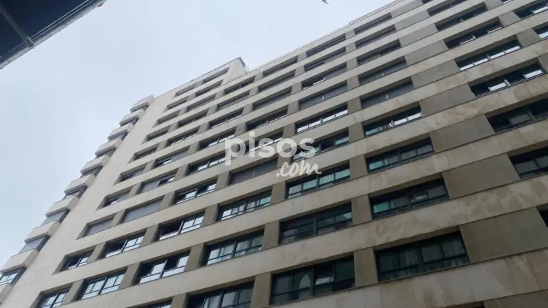 Piso en venta reformado con vistas al mar