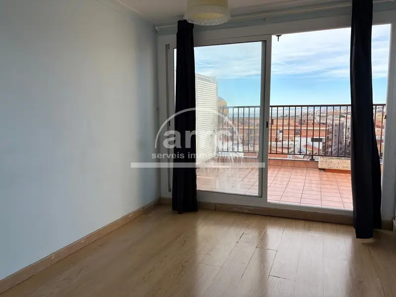 Venta Ático con Terraza en Premià de Mar