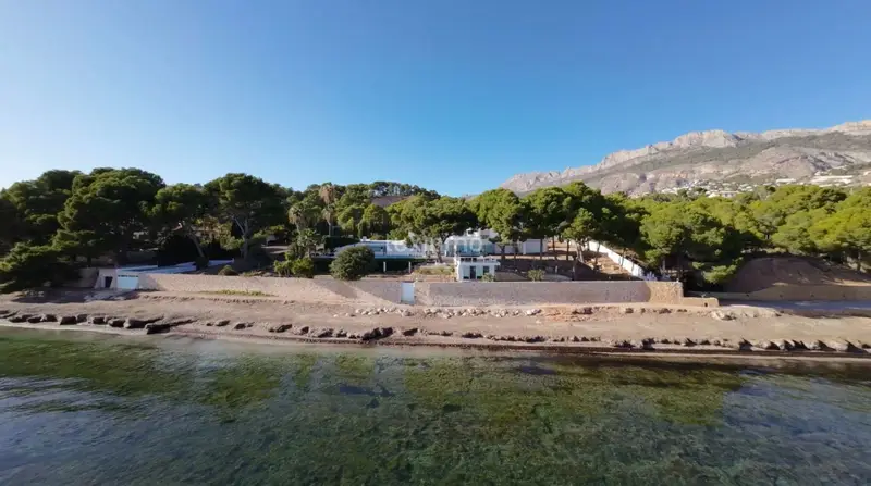 Chalet en Altea con Vistas al Mar y Acceso a la Playa