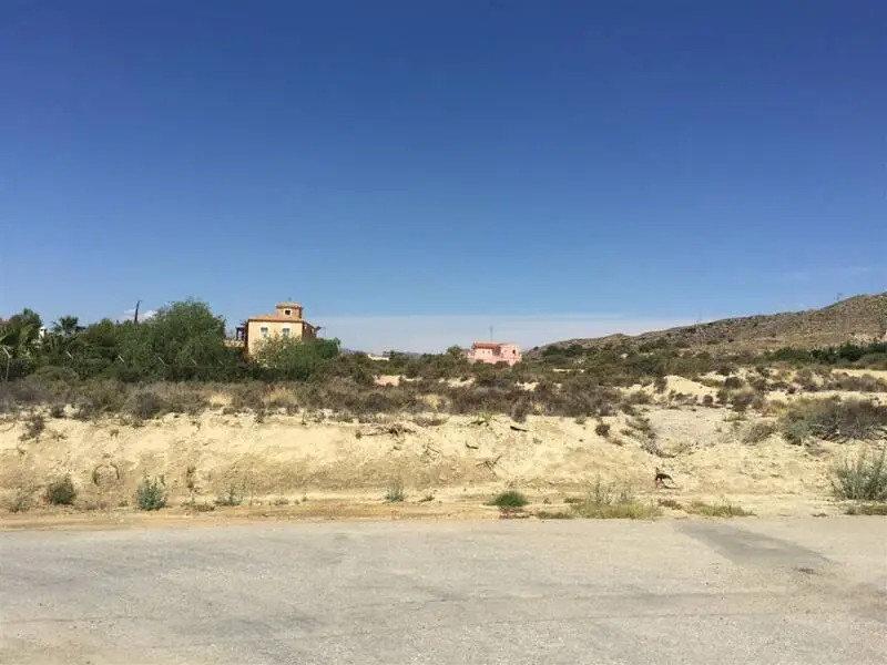Parcela en Vera cerca de Valle del Este 10500m2