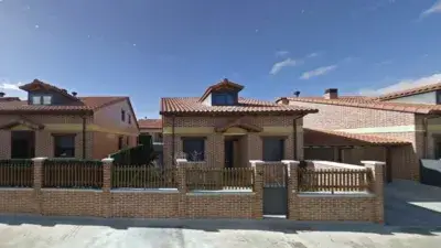 Casa adosada en venta en Calle Santa Victoria