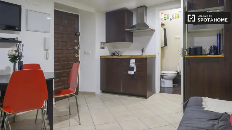 Apartamento 1 Dormitorio Alquiler Embajadores