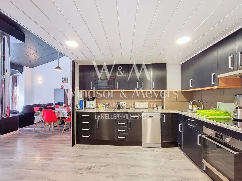Venta Piso con Terraza en Tarter - Ático Dúplex de Lujo