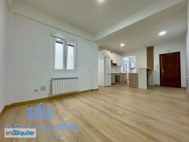 Alquiler piso reformado 3 habitaciones terraza Hospital