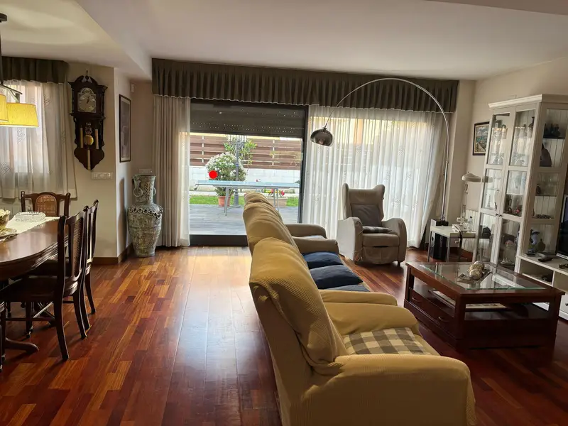 Piso en venta en El Vendrell 110m2 con terraza y jardin