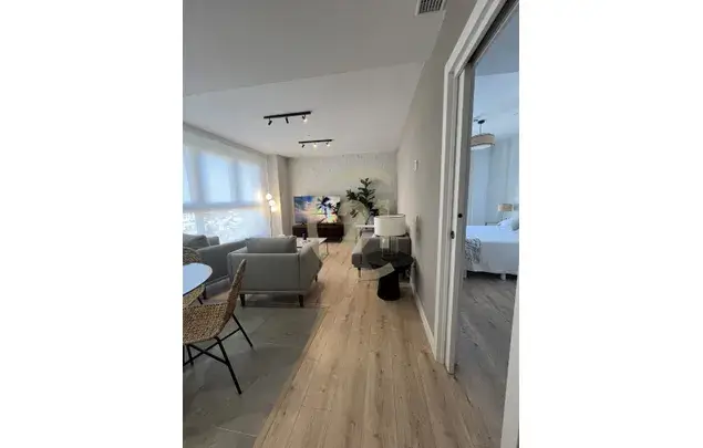 Apartamento de Lujo en Málaga 40m2 Vistas al Mar Gimnasio Piscina