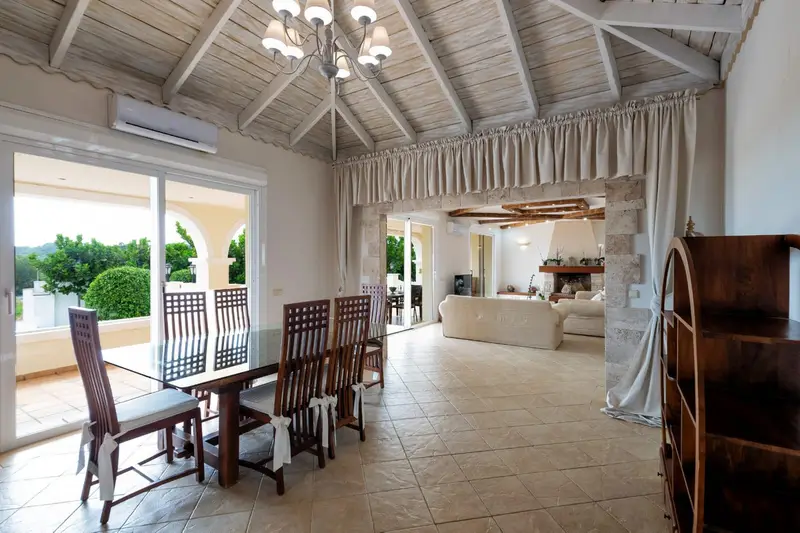 Villa Lujosa 4 Dormitorios Nueva Andalucía Marbella