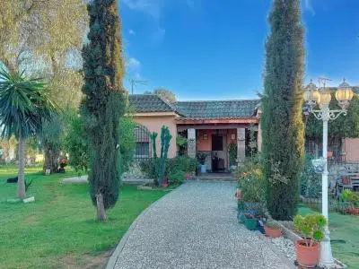 Casa Unifamiliar con Piscina y Bar Privado A-376