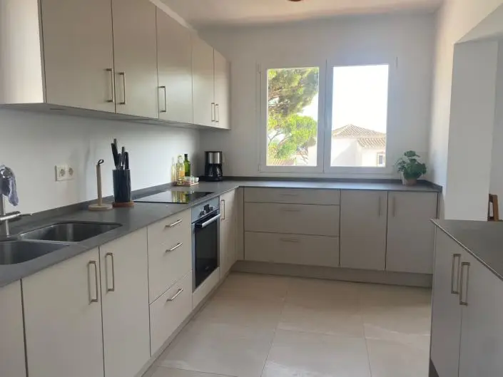 Villa 4 Dormitorios Calahonda Cerca Playa Piscina Climatizada