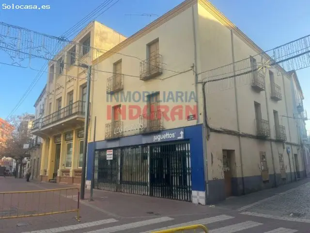 Edificio Comercial y Residencial en Calle Antonio Concha