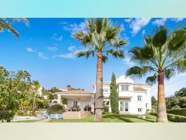 Casa Villa de Lujo 4 Dormitorios Elviria Marbella