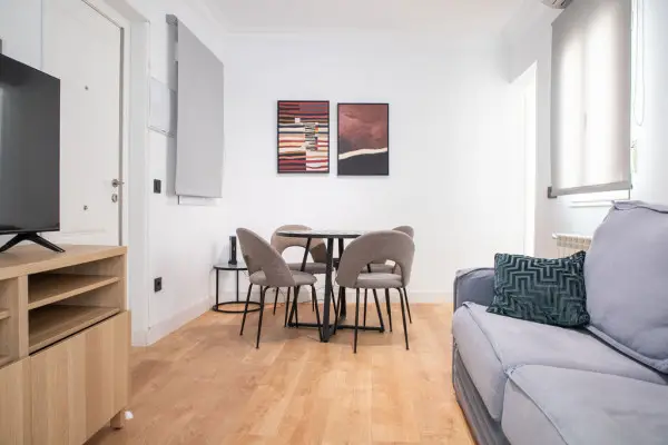 Apartamento en Madrid, Puerta del Ángel