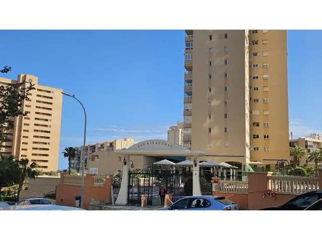 Se Vende Piso Con Preciosas Vistas Al Mar