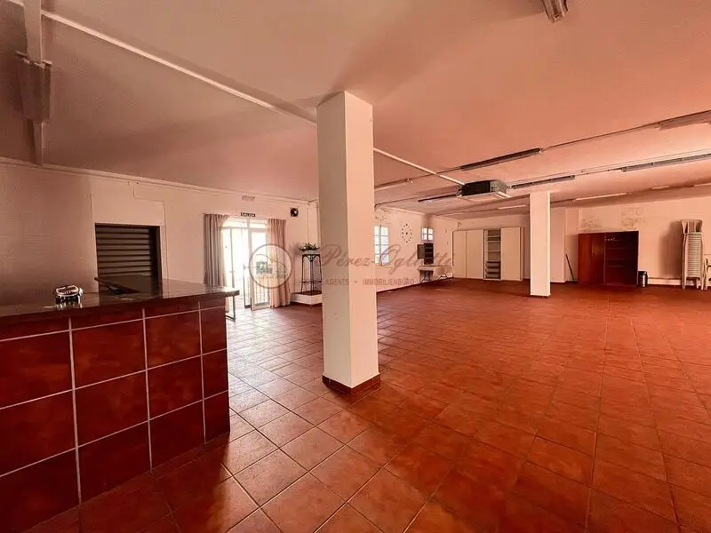 Local Comercial en Venta en Nerja 196m2 con Terraza