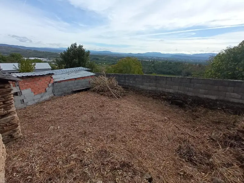 Venta Casas para reformar con vistas espectaculares en Parandones