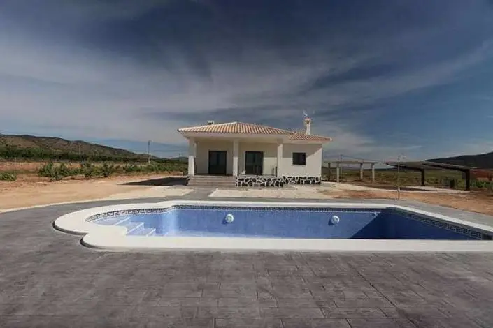 Villa 3 Dormitorios en Venta Pinoso