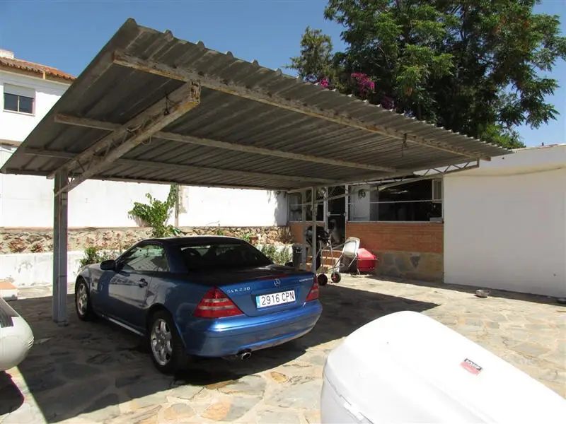 Villa 4 Dormitorios Torremolinos Jardin Barbacoa