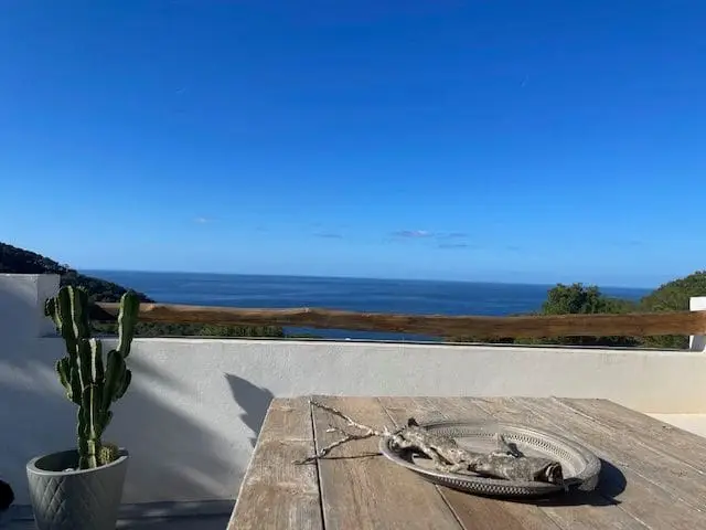 Apartamento en Cala Vadella con Vistas al Mar y Azotea