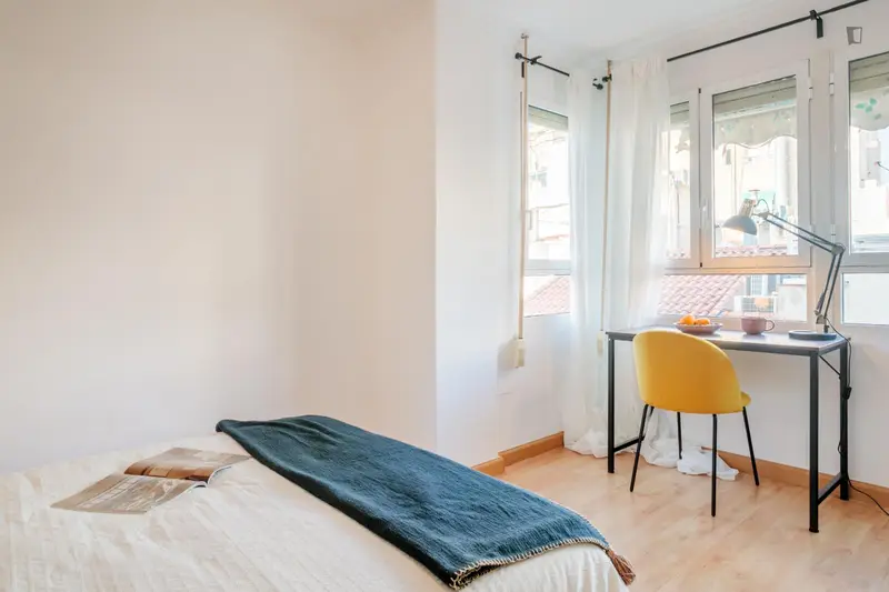 Coliving Alicante: Habitaciones Amuebladas con Gastos Incluidos