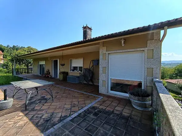 Casa en venta en Pontevedra zona Santa Maria de Xeve