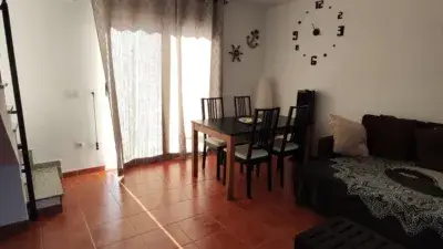 Casa Adosada en Alcanar con Piscina
