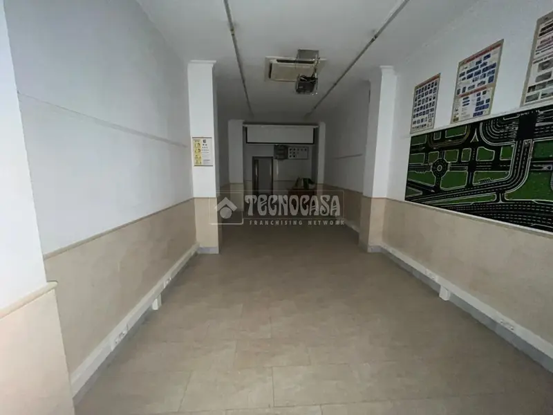 Local comercial en venta en Montilla