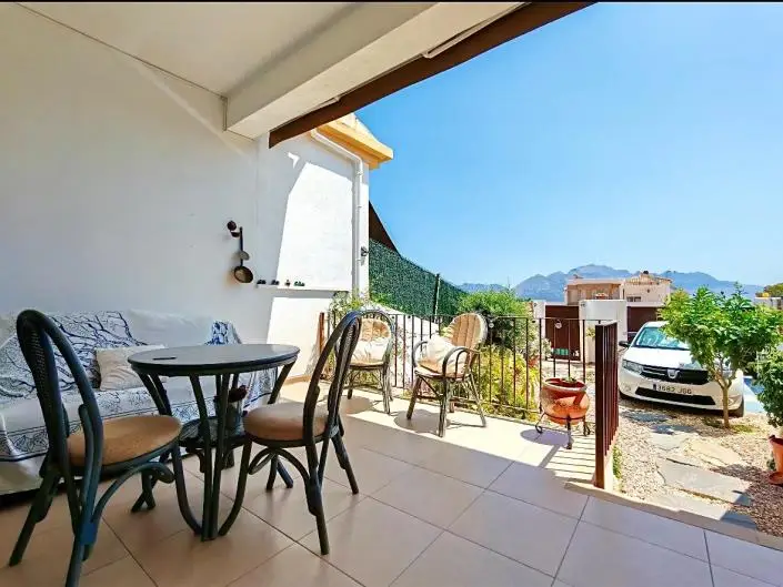 Casa adosada en venta Polop 2 dormitorios