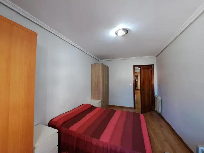 Apartamento en Venta Ponferrada Cuatro Dormitorios Cerca Plantio