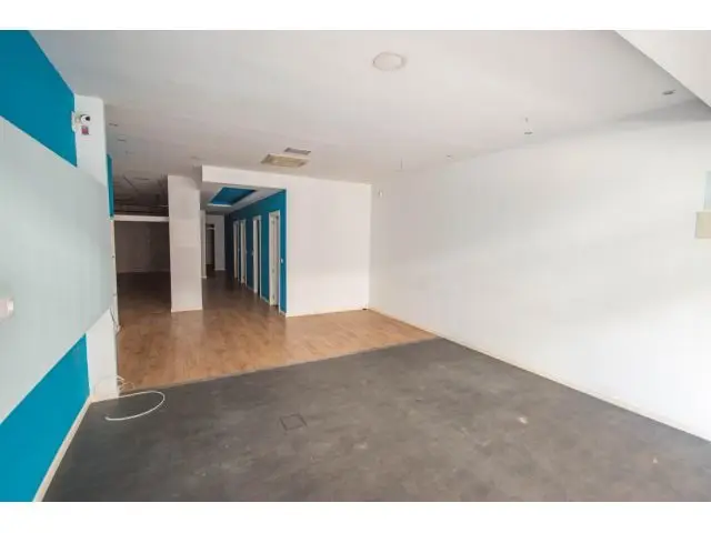 Local Comercial Reformado Gran Avenida
