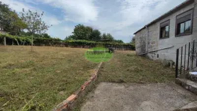 Casa en venta en Amoeiro