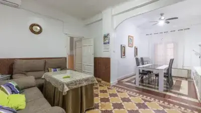 Casa en venta en Calle de Enrique Ruiz Cabello