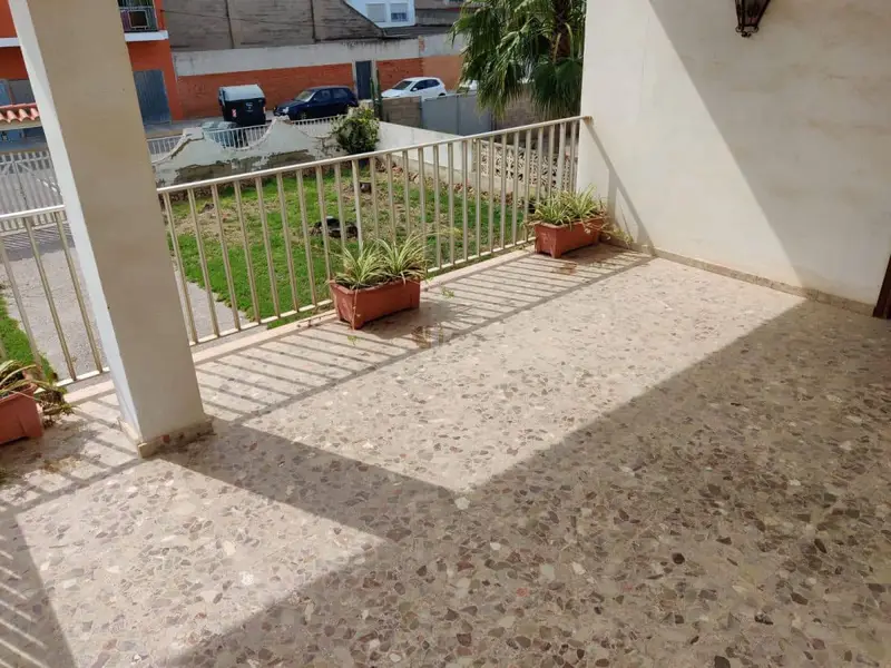 Chalet en Nules 2 Plantas Independientes Jardin Barbacoa
