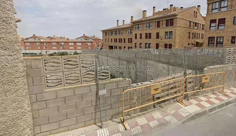 Parcela Urbana en Venta La Muela 3557m2 Uso Residencial