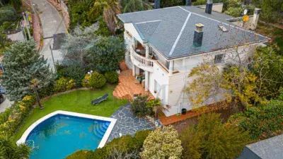Casa en venta en Corbera de Llobregat