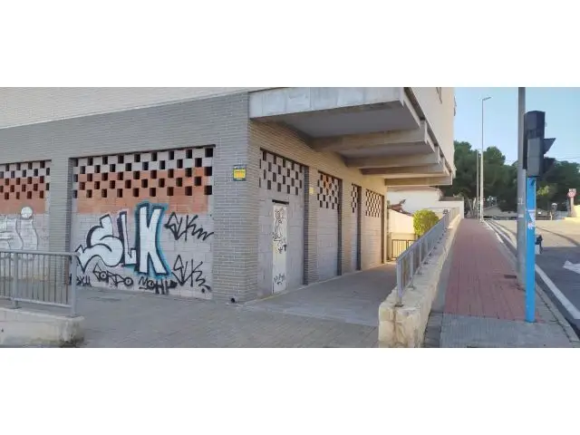 Local Comercial en Campello Playa 126m²  Excelente Ubicacion