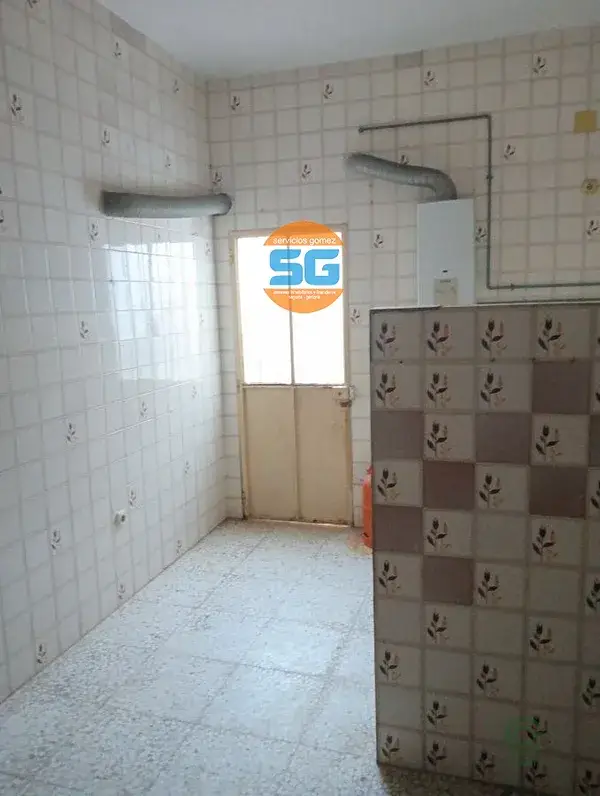 Casa en Cordoba con Marquesina Patio y Azotea