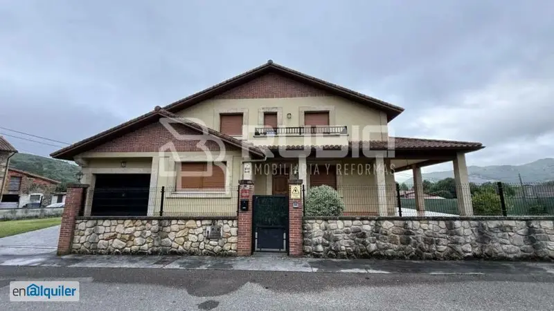 Chalet en Alquiler en Liendo para Familias