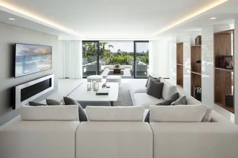 Villa en Venta Estepona Costa del Sol 3 Dormitorios Piscina Privada