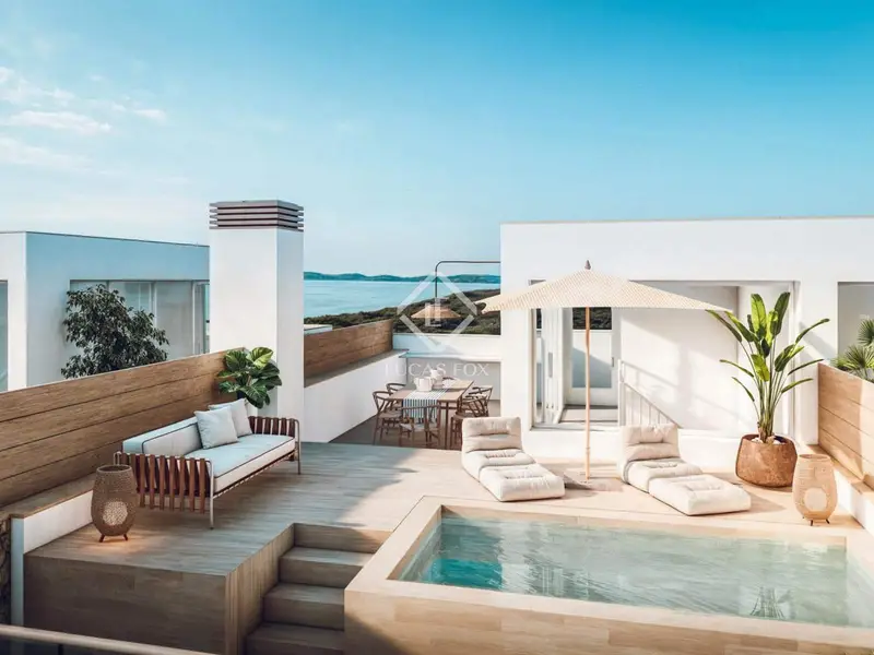 Chalet de Lujo en Venta en Menorca con Vistas al Mar