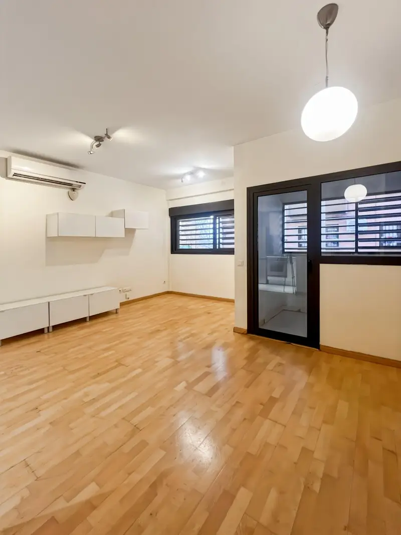 Venta Estudio 1 Dormitorio Valdeacederas Madrid