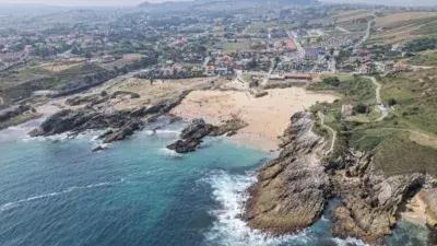 Chalet unifamiliar en venta en Avenida de San Juan de la Canal