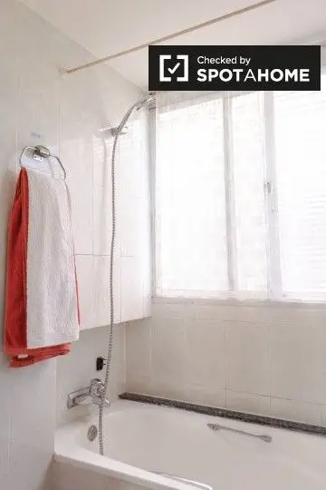 Apartamento 4 dormitorios 1 ba
																		
																		
																		
																		
																		
																		
																		
																		
																		
																		
																		
																		
																		
																		
																		
																		
																		
																		
																		Madrid Spotahome