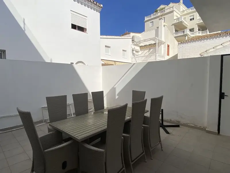Casa Adosada en Guadalmansa con Vistas al Mar