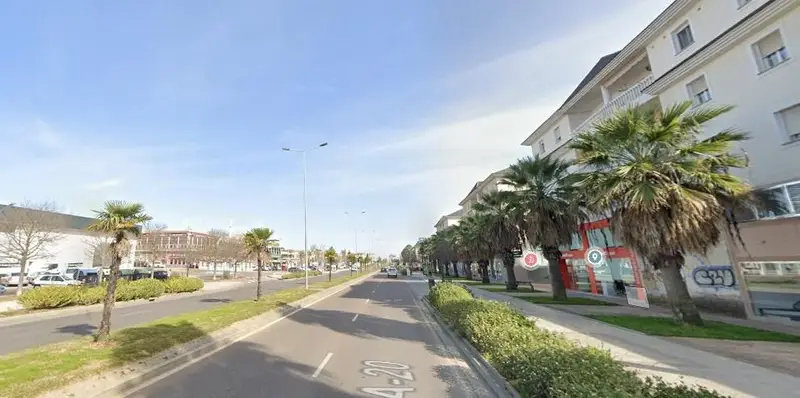 Venta Local Comercial Urbanizacion Guadiana Badajoz