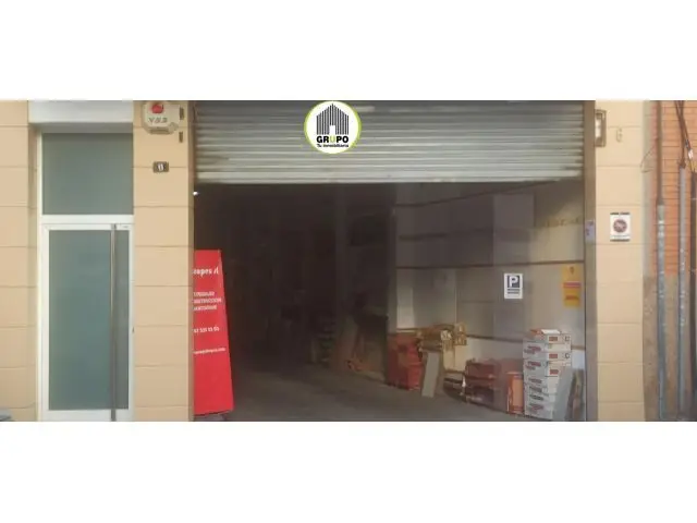 Local Comercial 450m2 con Patio 1000m2 - Opcion a Compra