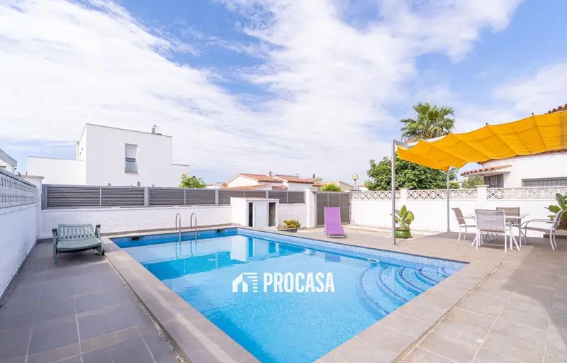 Chalet en Venta en Santa Margarida Roses Girona